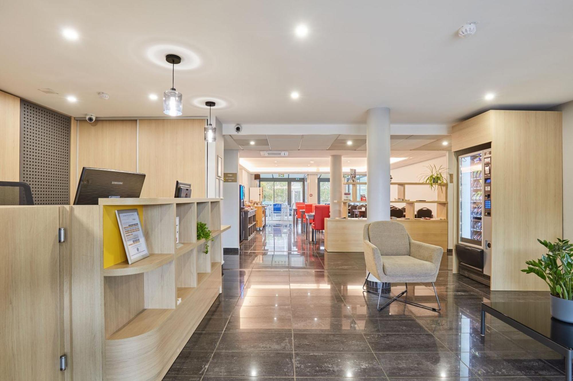 Appart Hotel Odalys City Aix En Provence Le Clos De La Chartreuse Aix-en-Provence Eksteriør billede