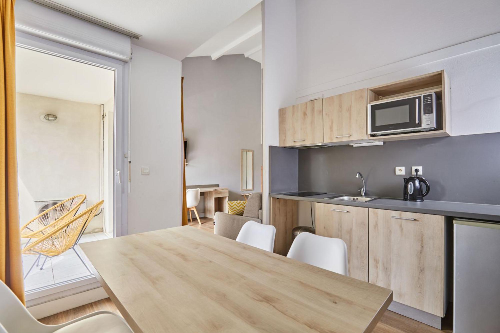 Appart Hotel Odalys City Aix En Provence Le Clos De La Chartreuse Aix-en-Provence Eksteriør billede