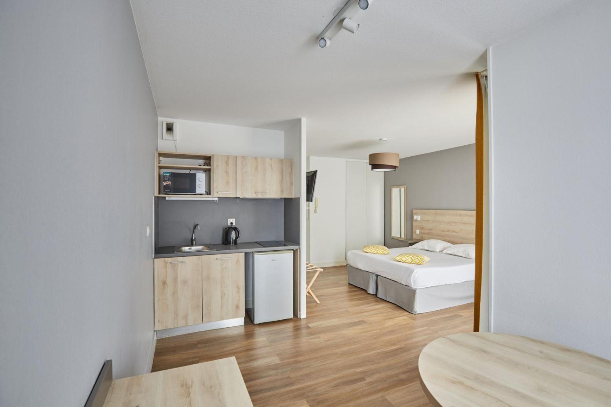 Appart Hotel Odalys City Aix En Provence Le Clos De La Chartreuse Aix-en-Provence Eksteriør billede