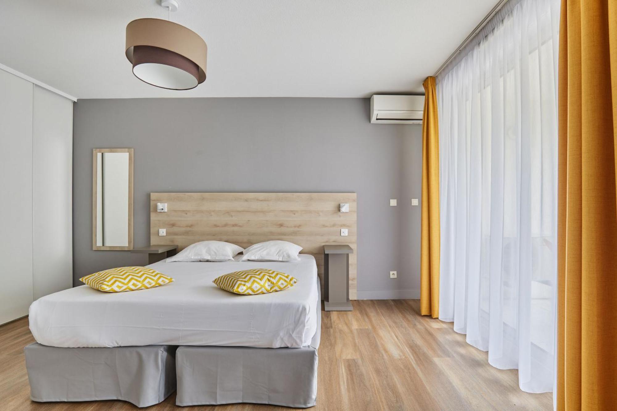 Appart Hotel Odalys City Aix En Provence Le Clos De La Chartreuse Aix-en-Provence Eksteriør billede